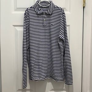 Vineyard Vines Tshirt size L
Very good condition